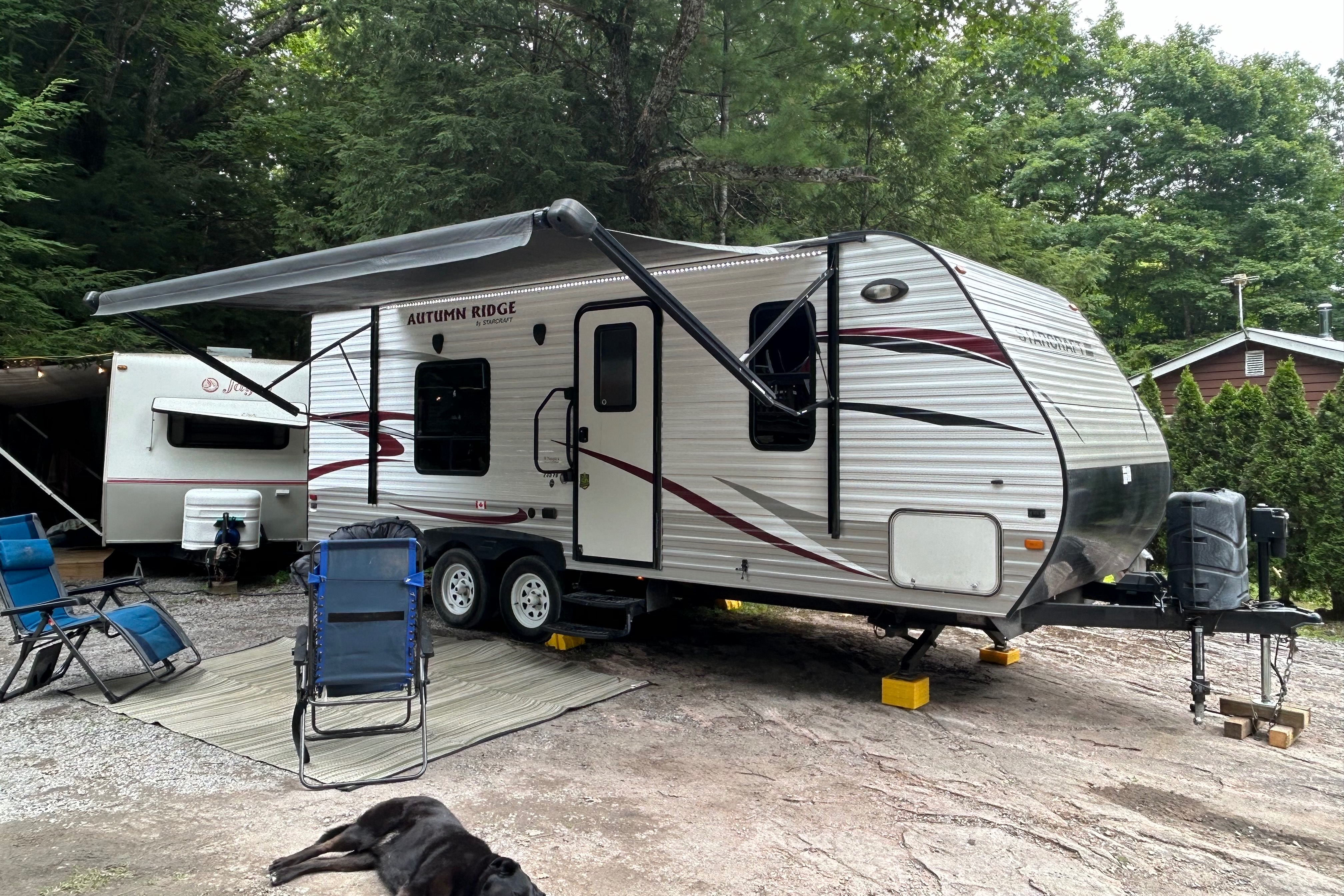 Jodi and Jerry’s Starcraft Autumn Ridge 24ft Travel Trailer