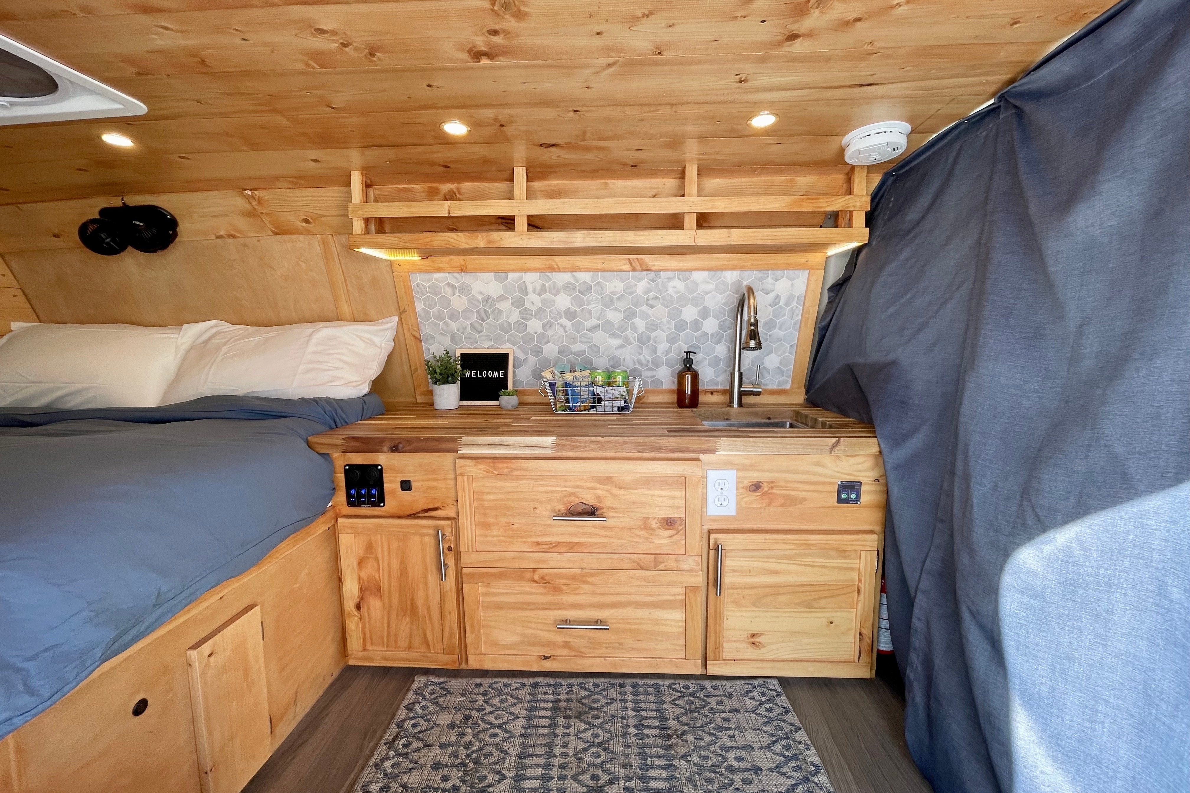 Leo the Camper Van