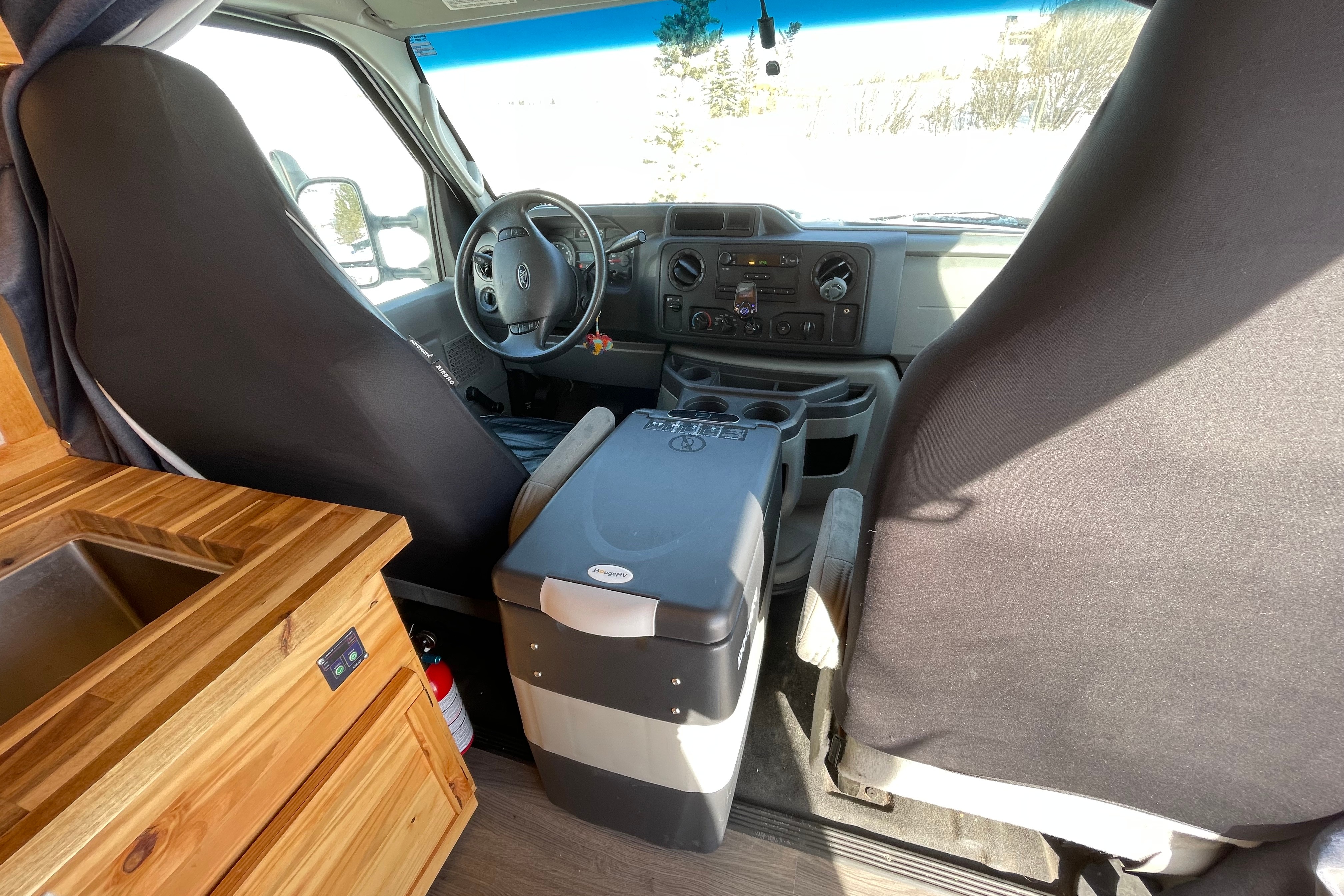 Leo the Camper Van