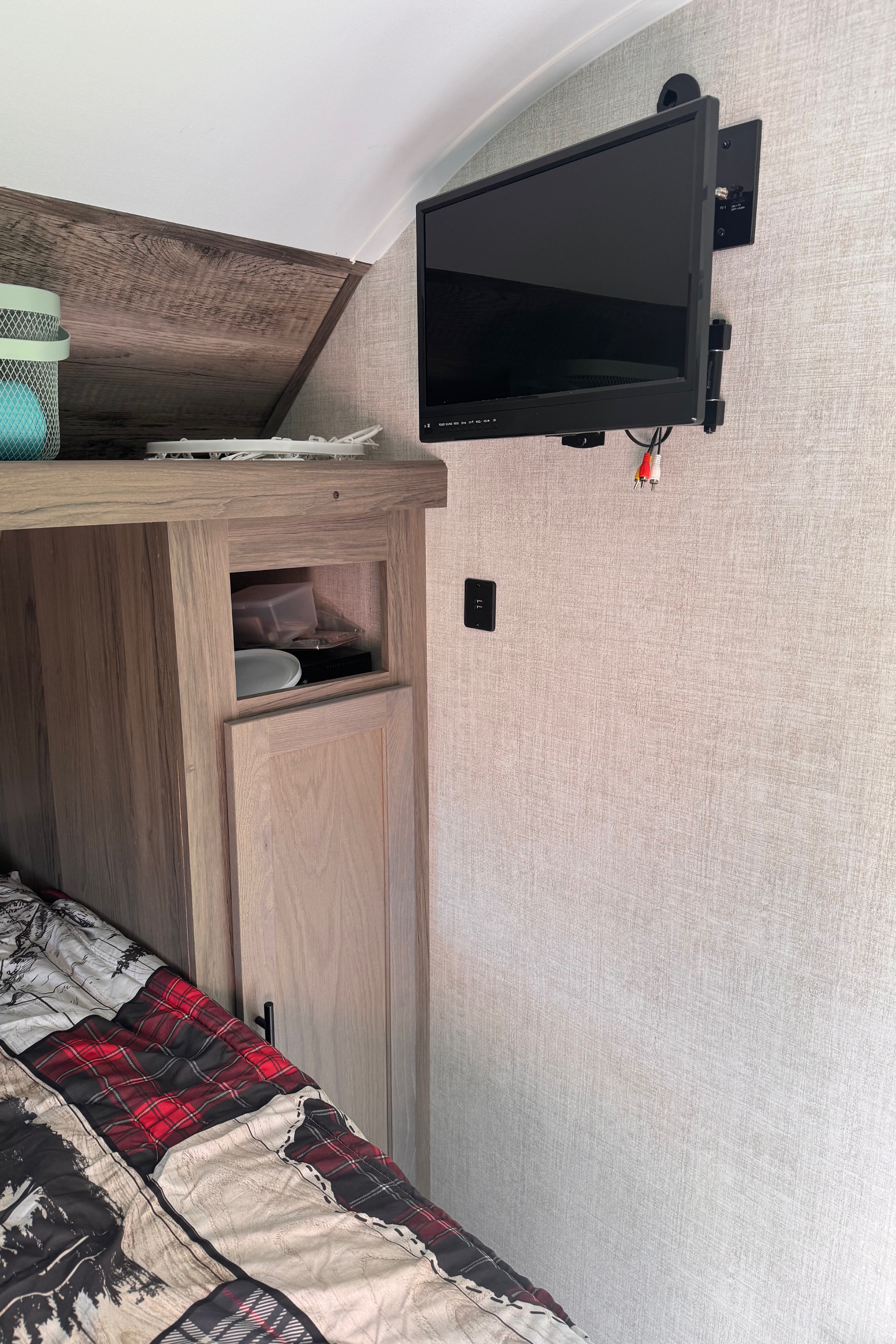 Cozy 19’ Gulf Stream – Easy Tow Weekend Escape