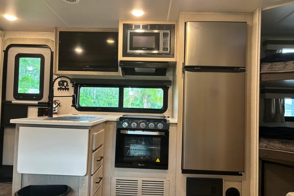Barky's Rockwood Mini-Lite Travel Trailer