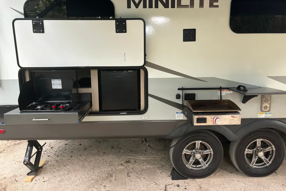 Barky's Rockwood Mini-Lite Travel Trailer