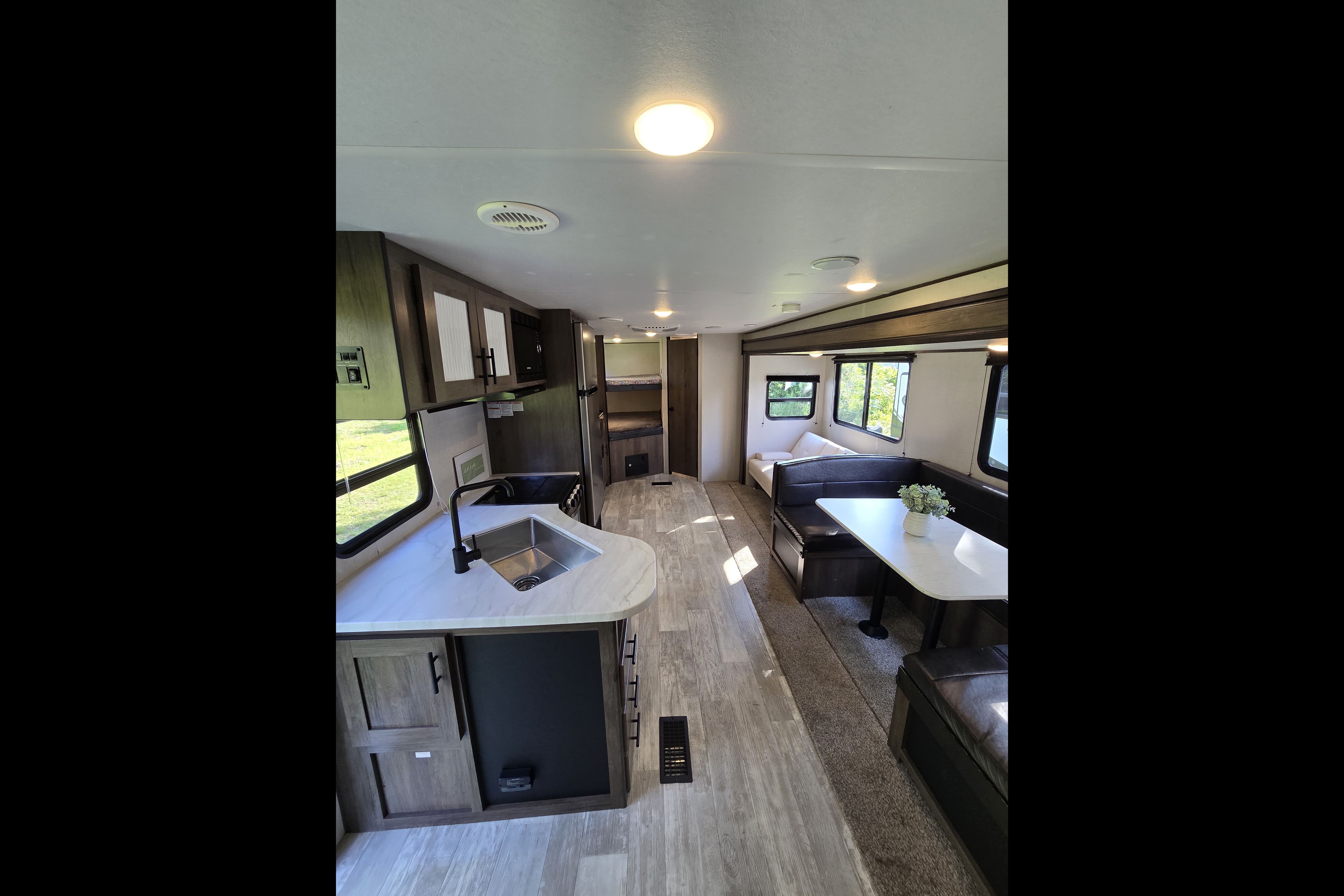 Connect Journey Rv´s - Your house on wheals