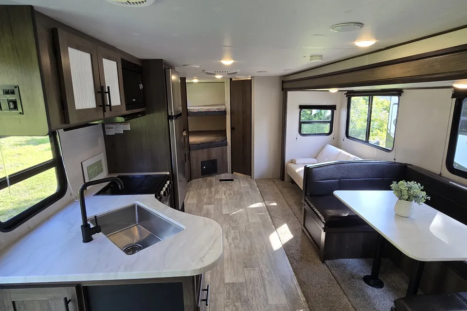 Connect Journey Rv´s - Your house on wheals