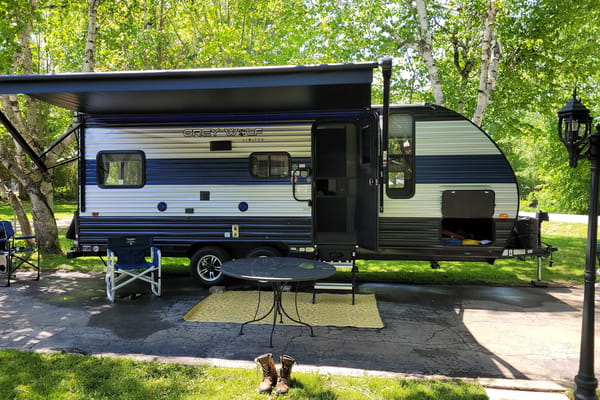Trav's Coachmen 20rdse Travel Trailer