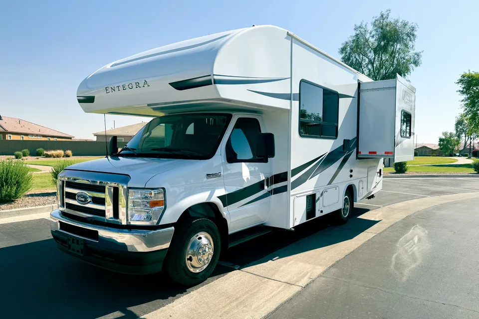 "Bell Rock" 2025 Entegra Coach Odyssey 22C Class C