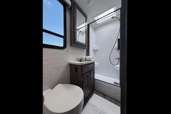"Bell Rock" 2025 Entegra Coach Odyssey 22C Class C