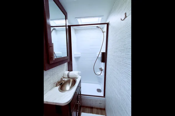 "Bell Rock" 2025 Entegra Coach Odyssey 22C Class C