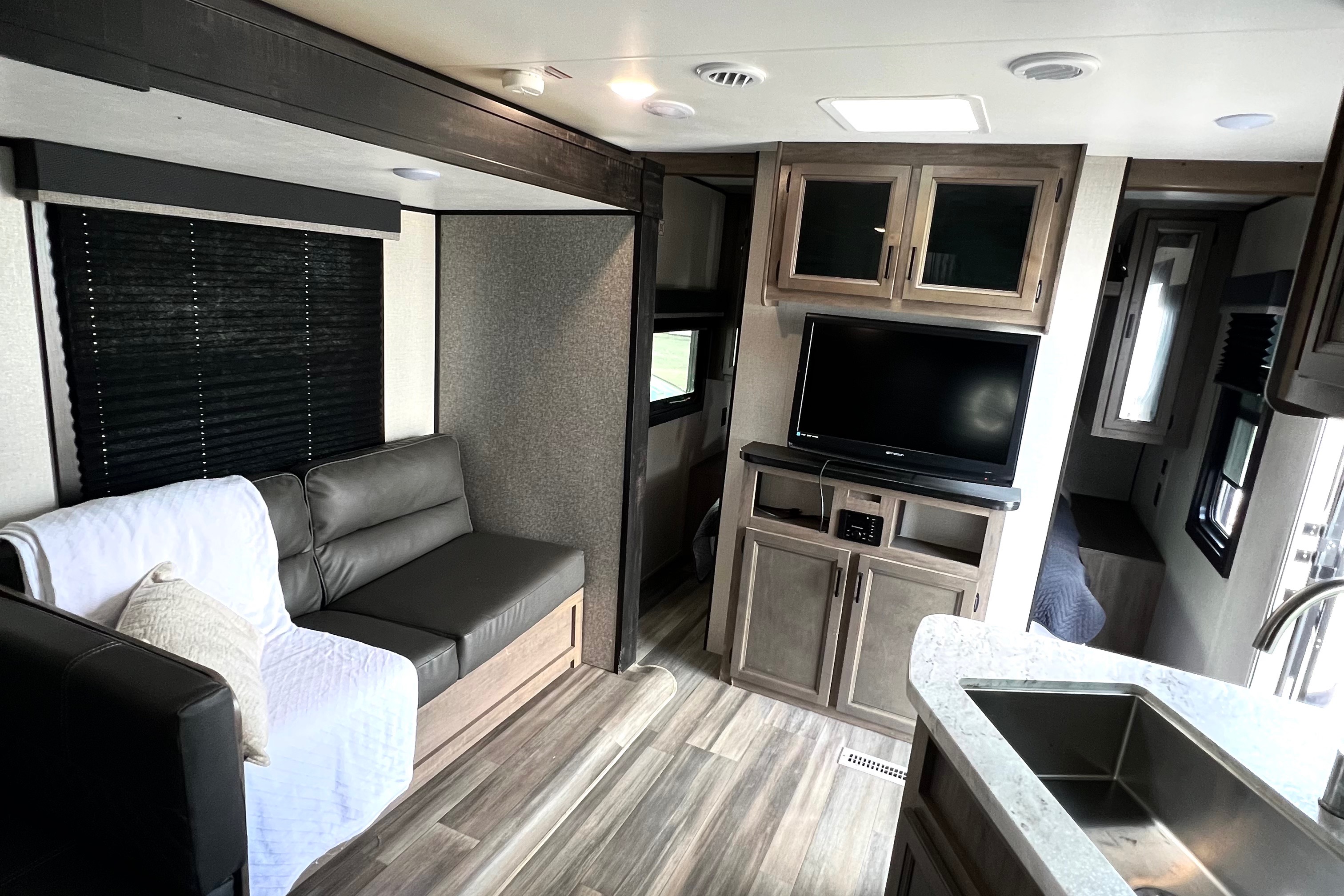 Dream Starcraft 26BHS Travel Trailer