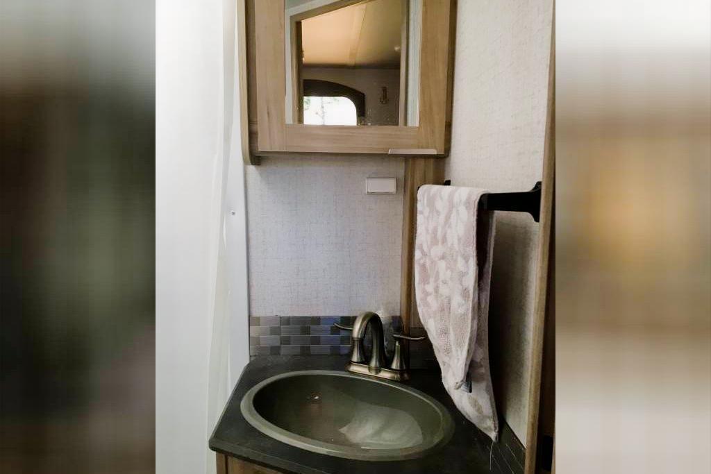 Keith's Winnebago Micro Minnie 1708FB Travel Trailer