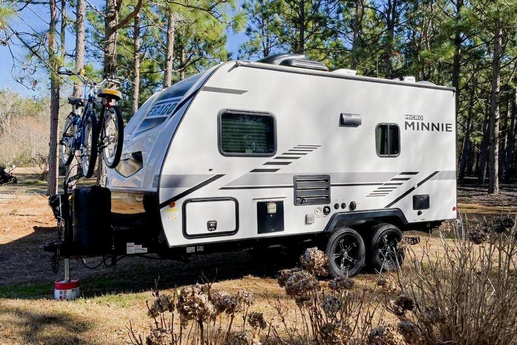 Keith's Winnebago Micro Minnie 1708FB Travel Trailer