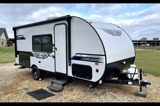 Joëlle's Forest River Salem Travel Trailer