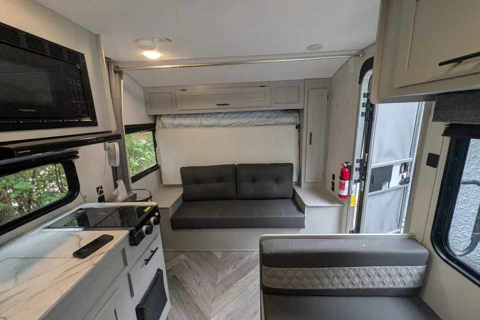 Joëlle's Forest River Salem Travel Trailer