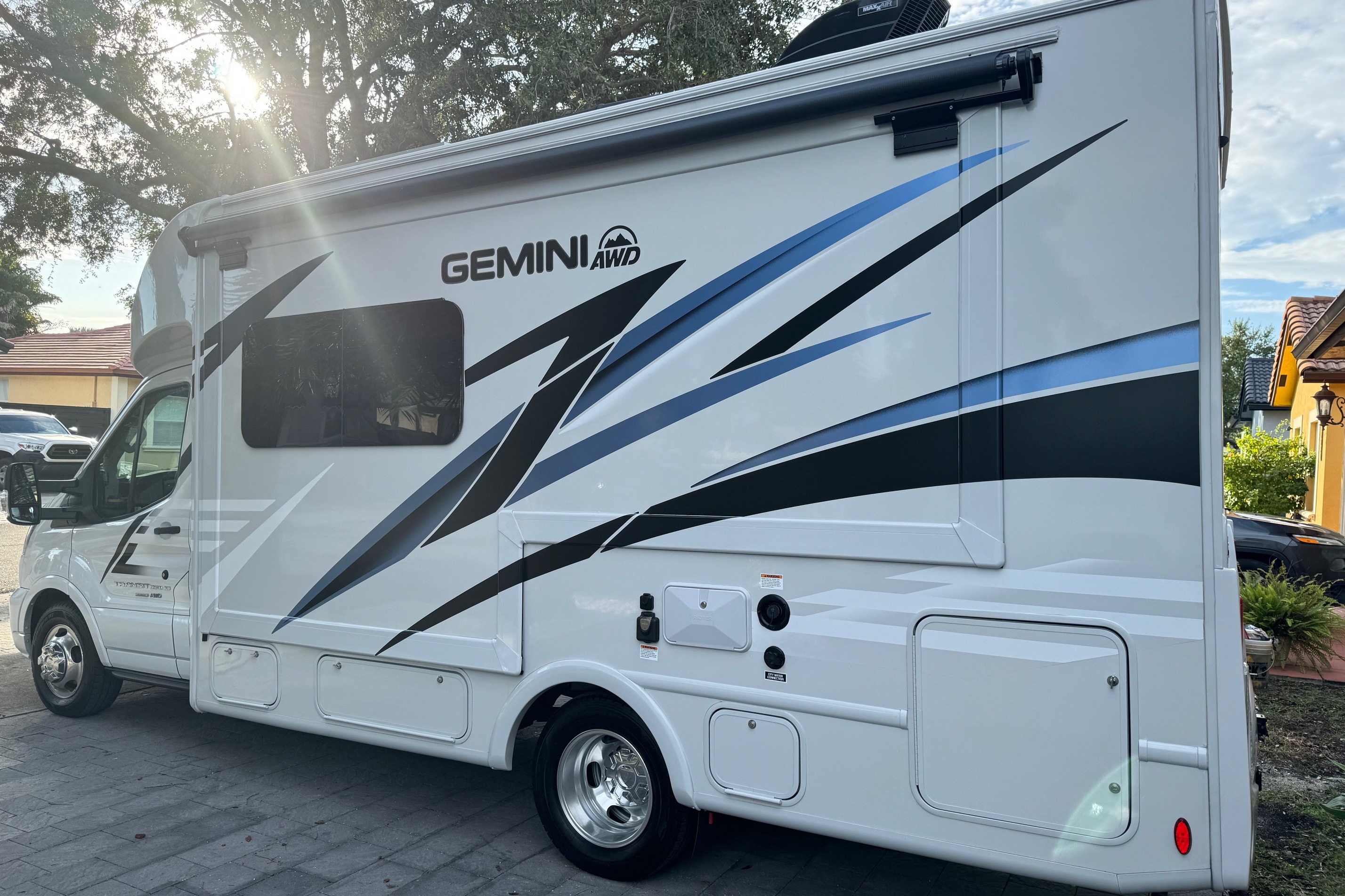 2024THOR Gemini 23TW