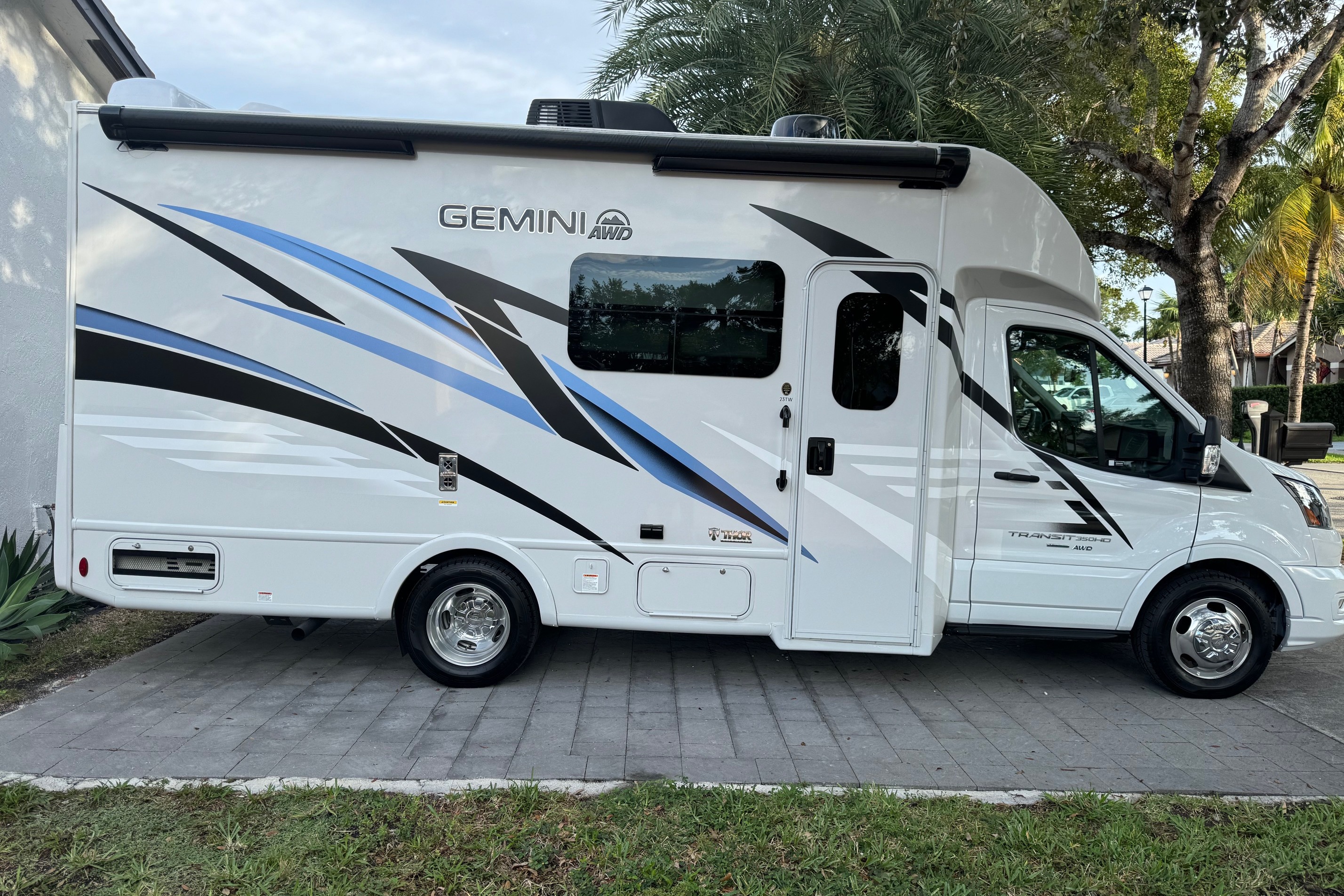 2024THOR Gemini 23TW