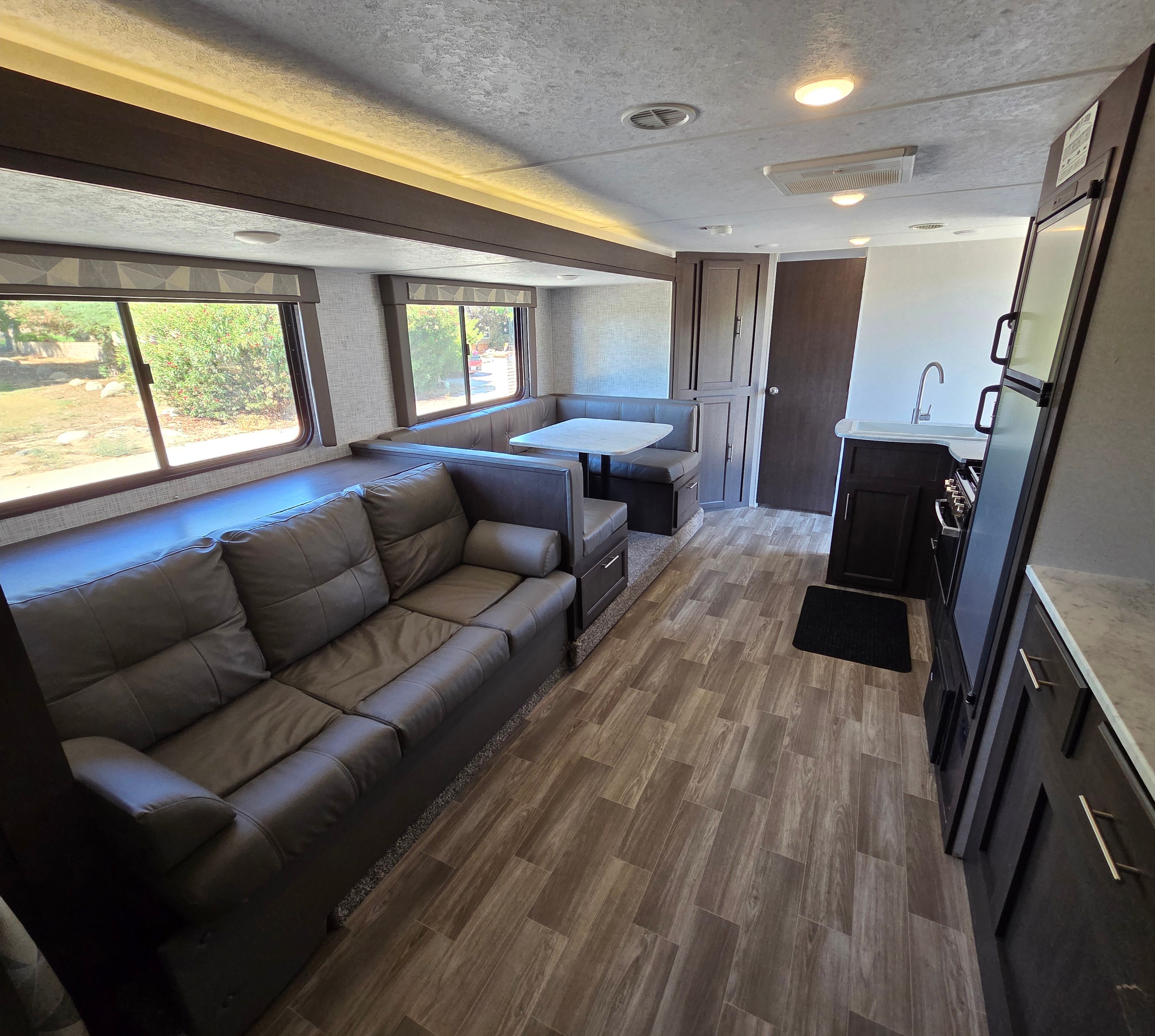 Rv Rentals Way of Life's Forest River Salem Cruise Lite (CCL1)