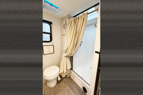 *LUXURY DELIVERED TO YOU!* HIGHLAND HIDEAWAY