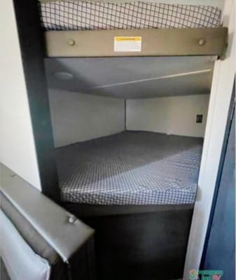 Derick's Keystone Hideout Travel Trailer