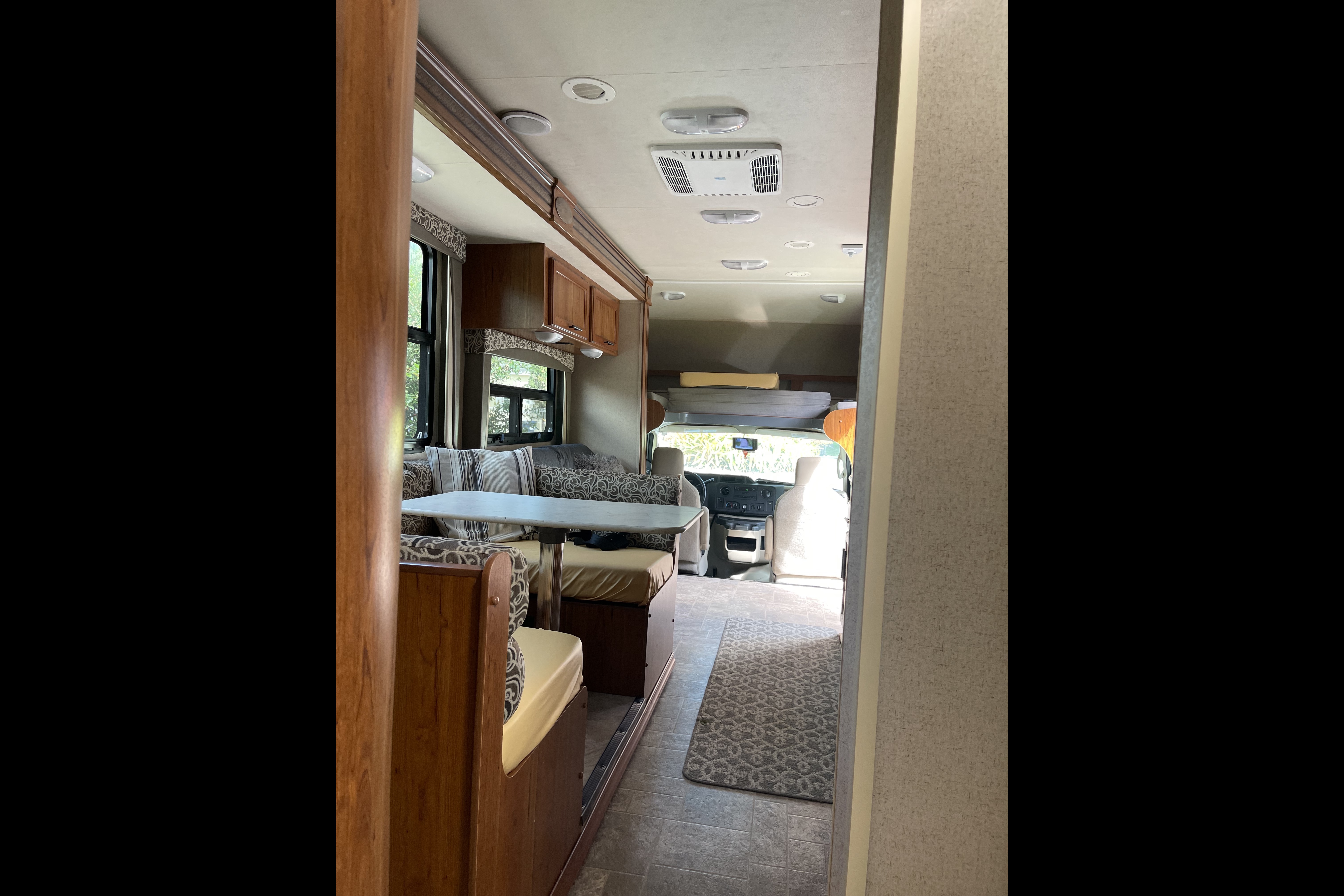 Alexander's Jayco Redhawks 29XK 2017 Class C