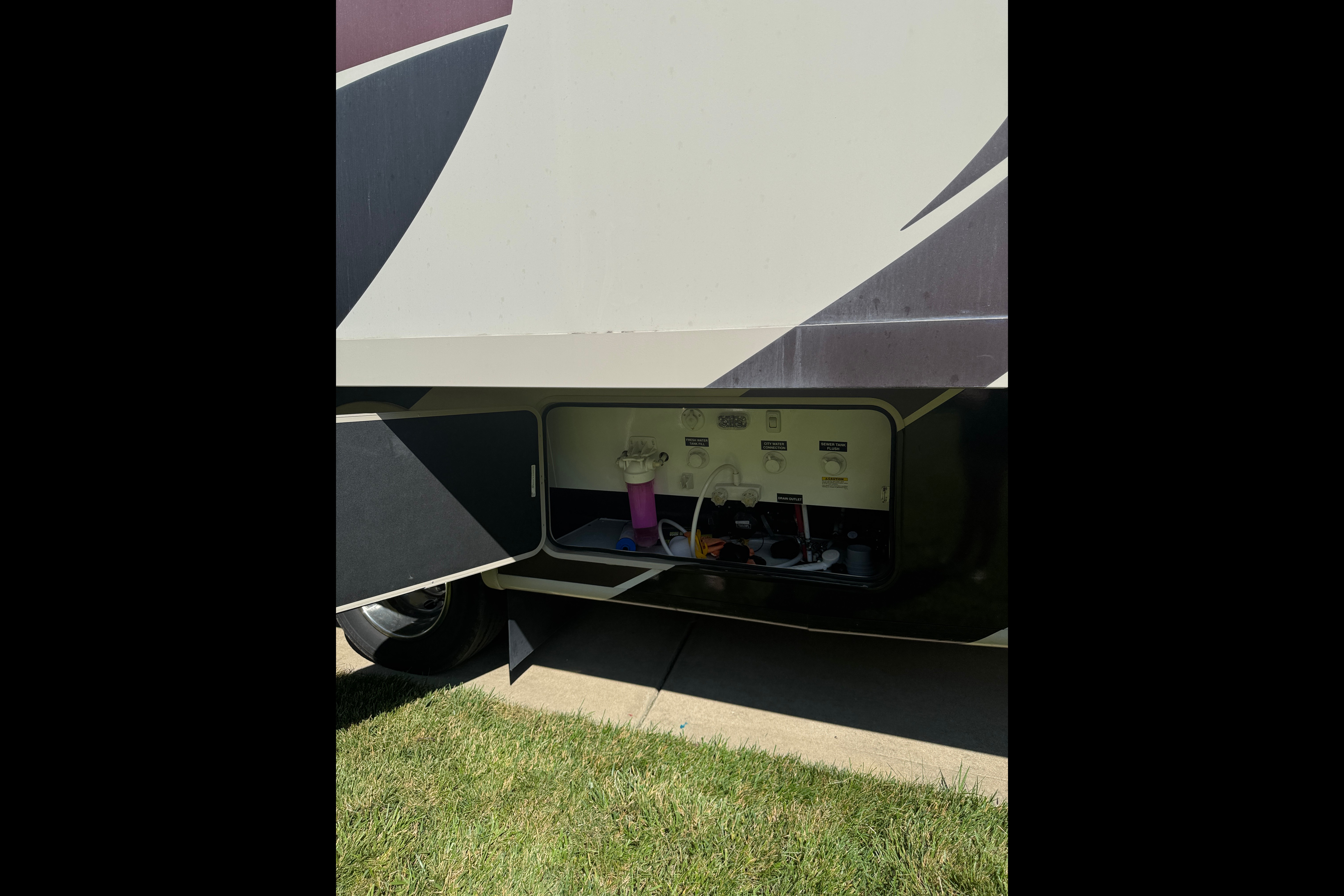 The Forest Park Cruiser - Luxury RV Experience