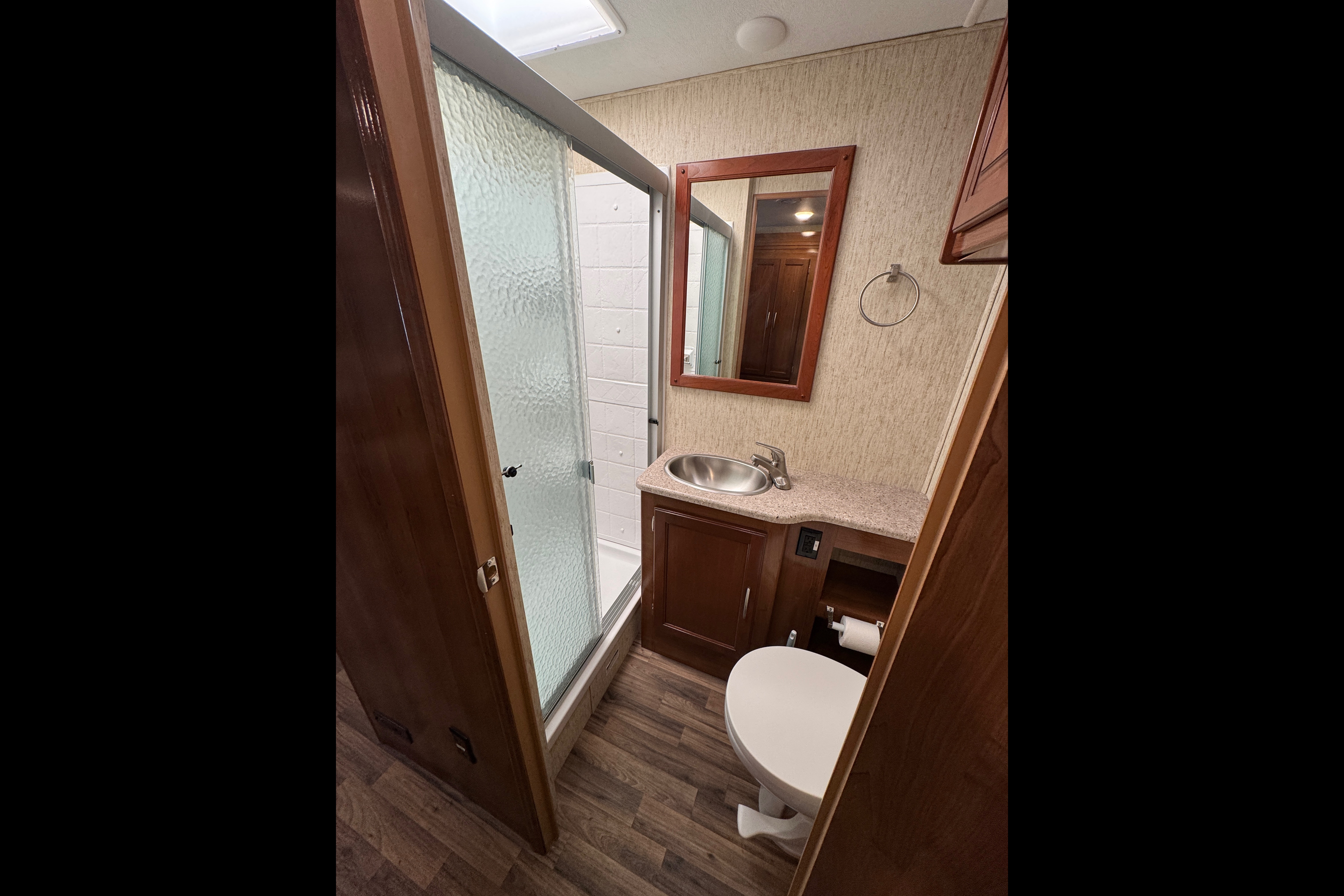 The Forest Park Cruiser - Luxury RV Experience