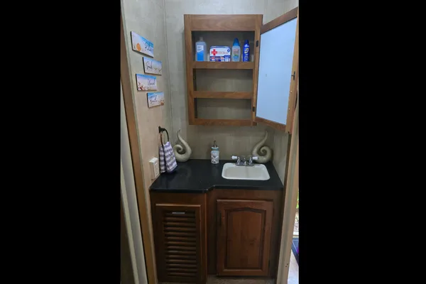 Optional HOT TUB on board, ALL 5 Star Reviews!