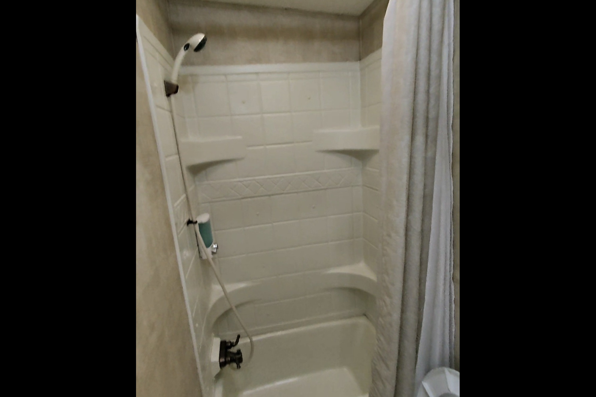 Optional HOT TUB on board, ALL 5 Star Reviews!