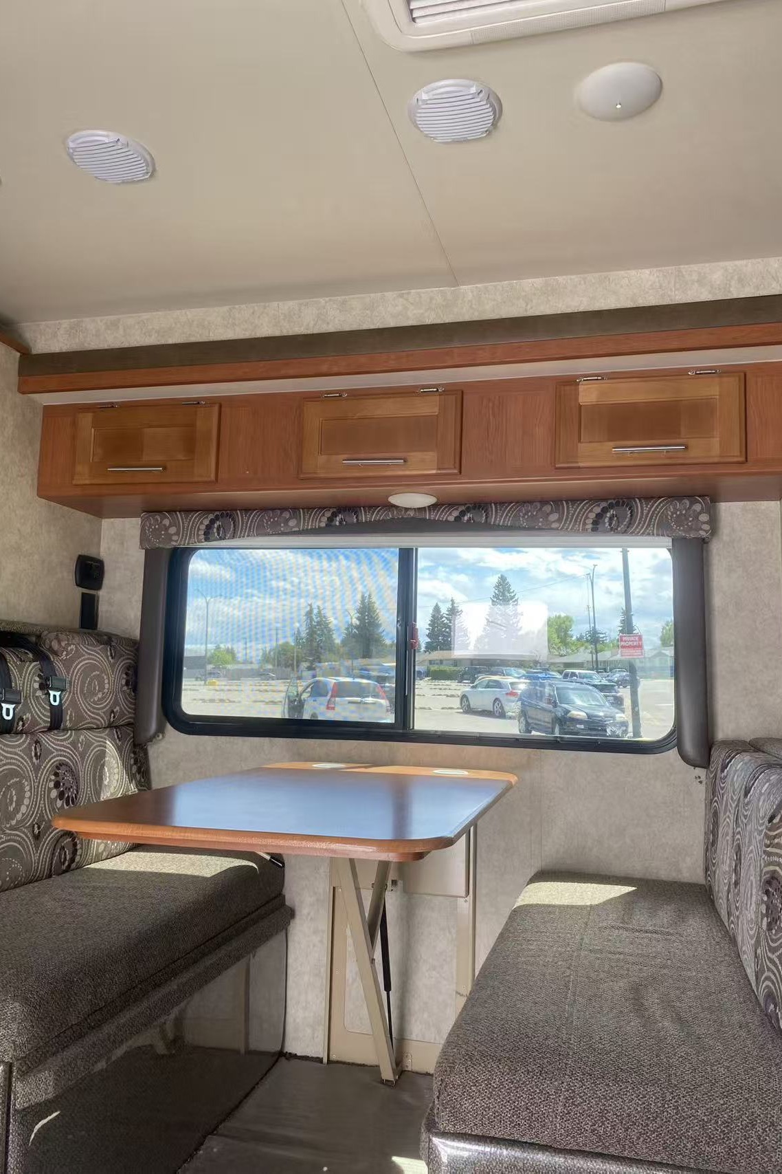 Fleet #C10 Class C with Dinette Slideout – Spacious Comfort for Families (Sleeps 4 Adults + 2 Kids)