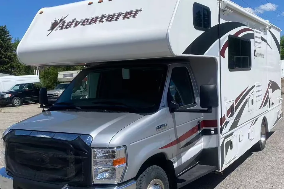 Fleet #C10 Class C with Dinette Slideout – Spacious Comfort for Families (Sleeps 4 Adults + 2 Kids)