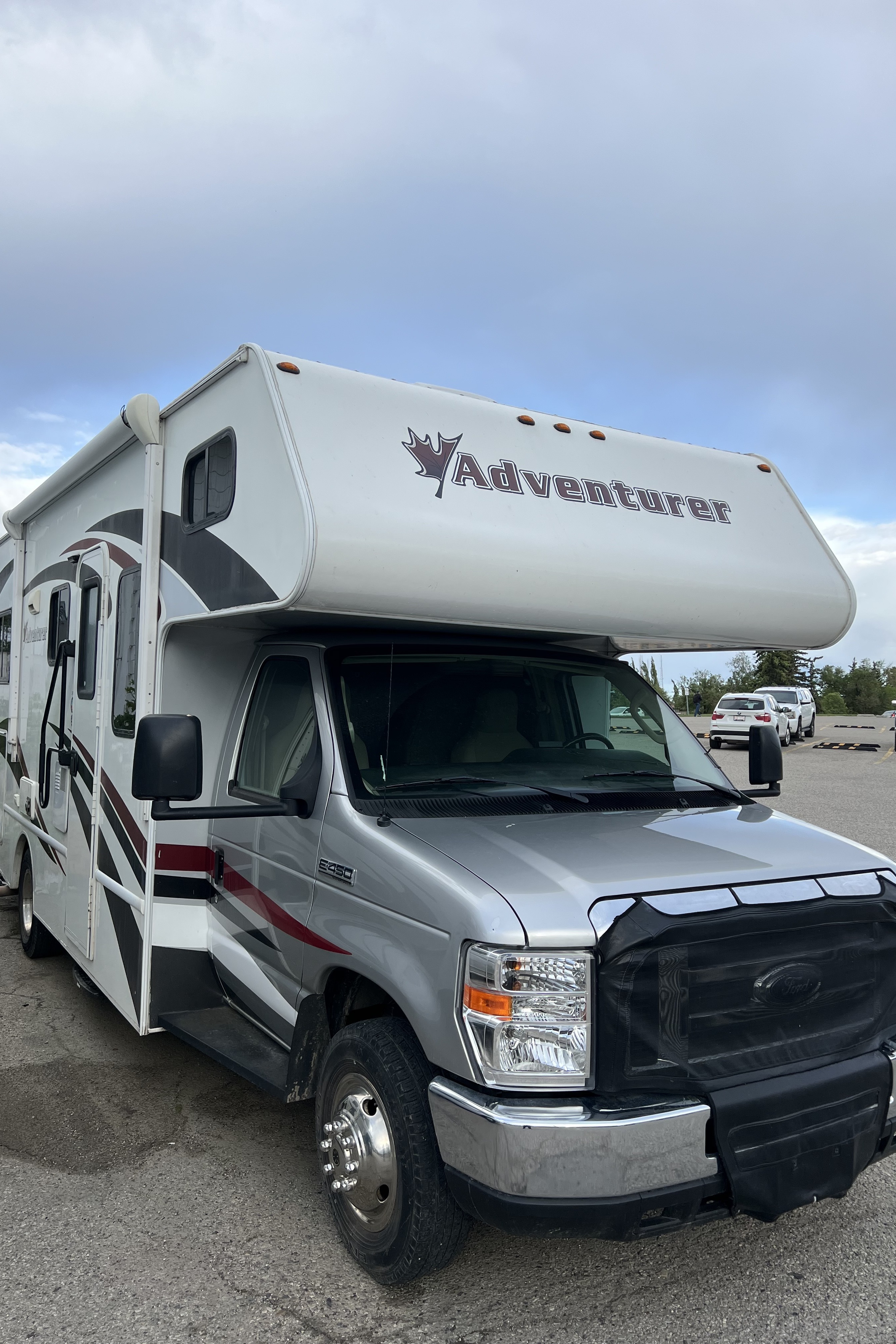 Fleet #C10 Class C with Dinette Slideout – Spacious Comfort for Families (Sleeps 4 Adults + 2 Kids)
