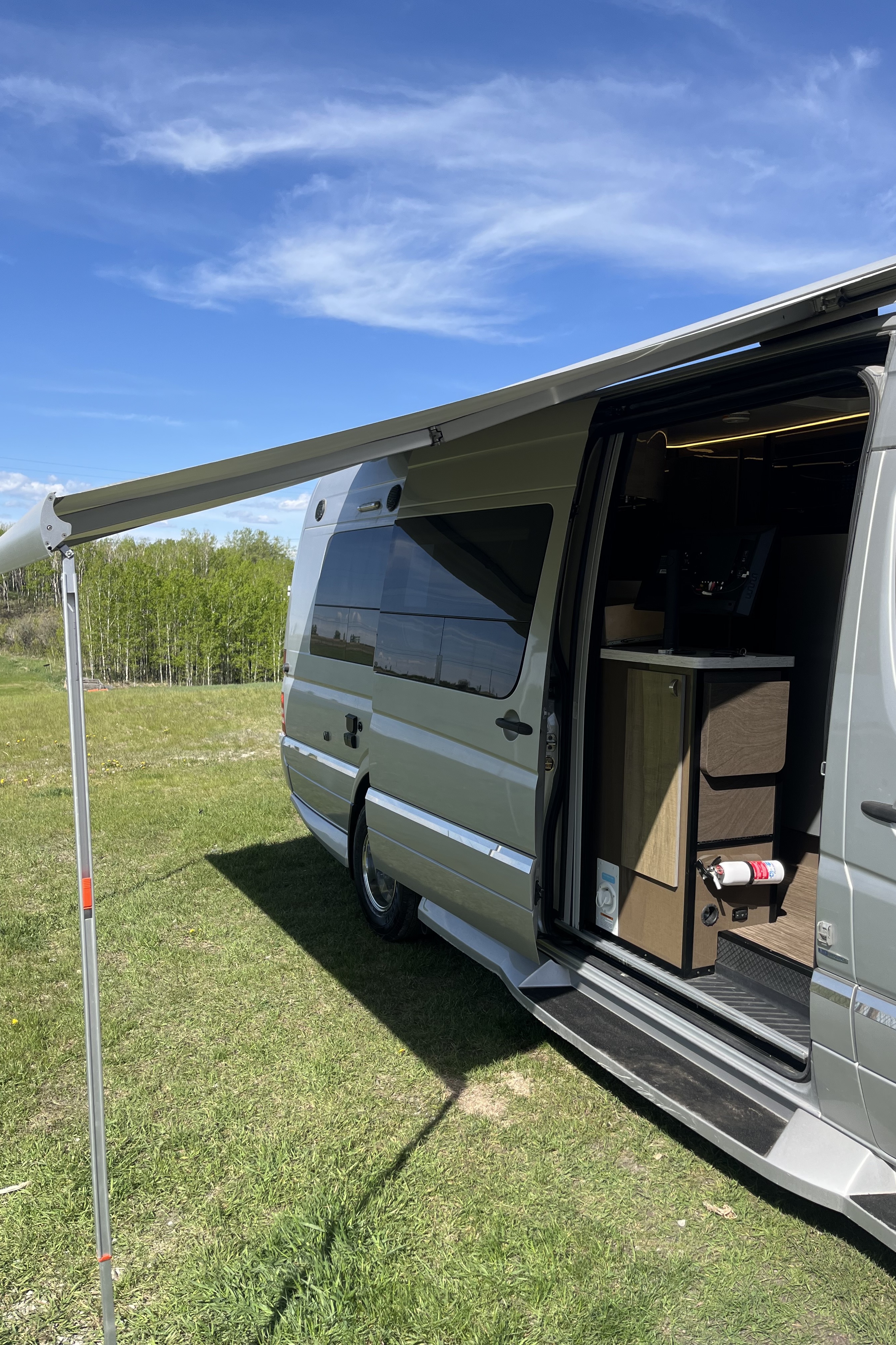 Oszi's Winnebago B Class M Benz Sprinter Class B