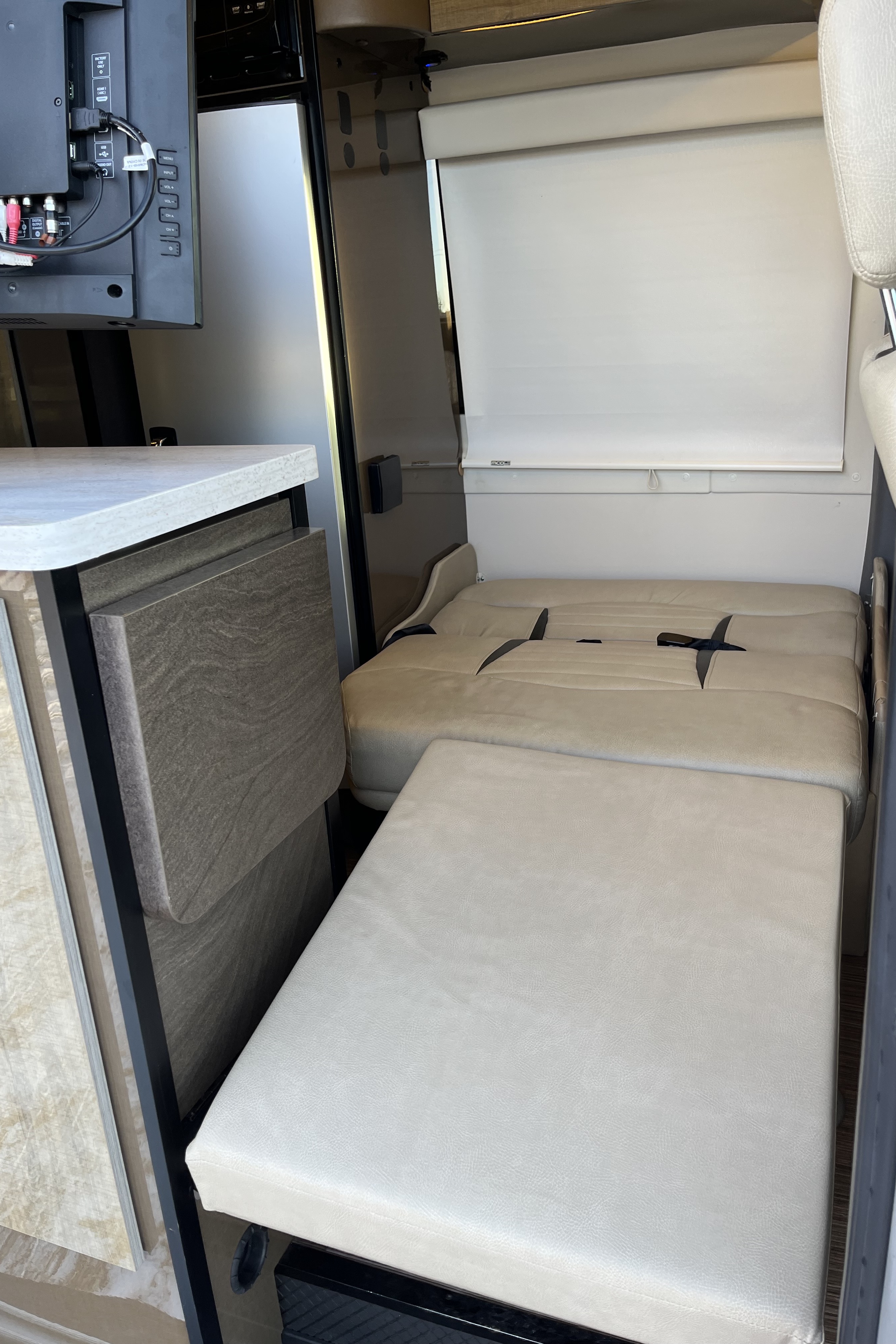 Oszi's Winnebago B Class M Benz Sprinter Class B