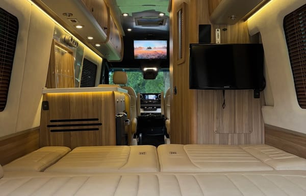 2020 Airstream Interstate Tommy Bahama 4x4
