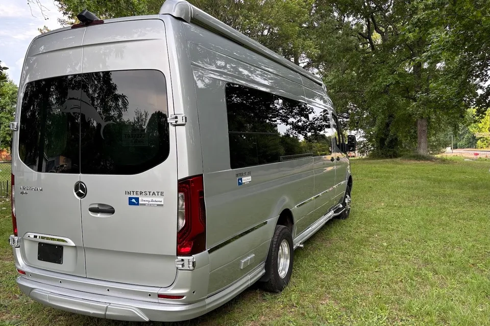 2020 Airstream Interstate Tommy Bahama 4x4