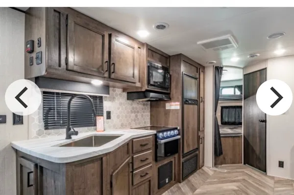 William's Highland ridge Olympia 26BHS Travel Trailer