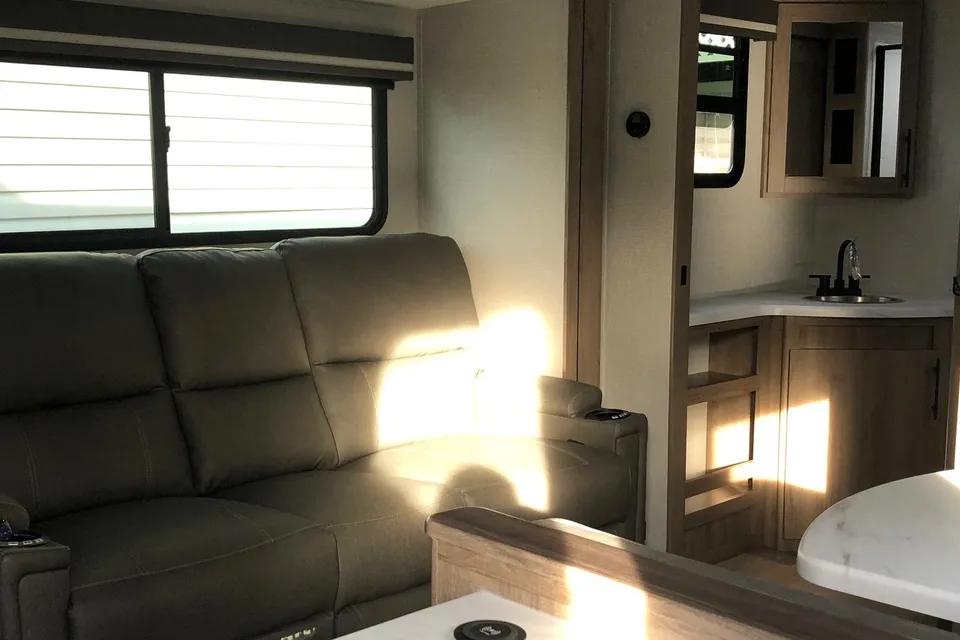 Monarch Meadows Imagine Gulfstream Grand Design Travel Trailer