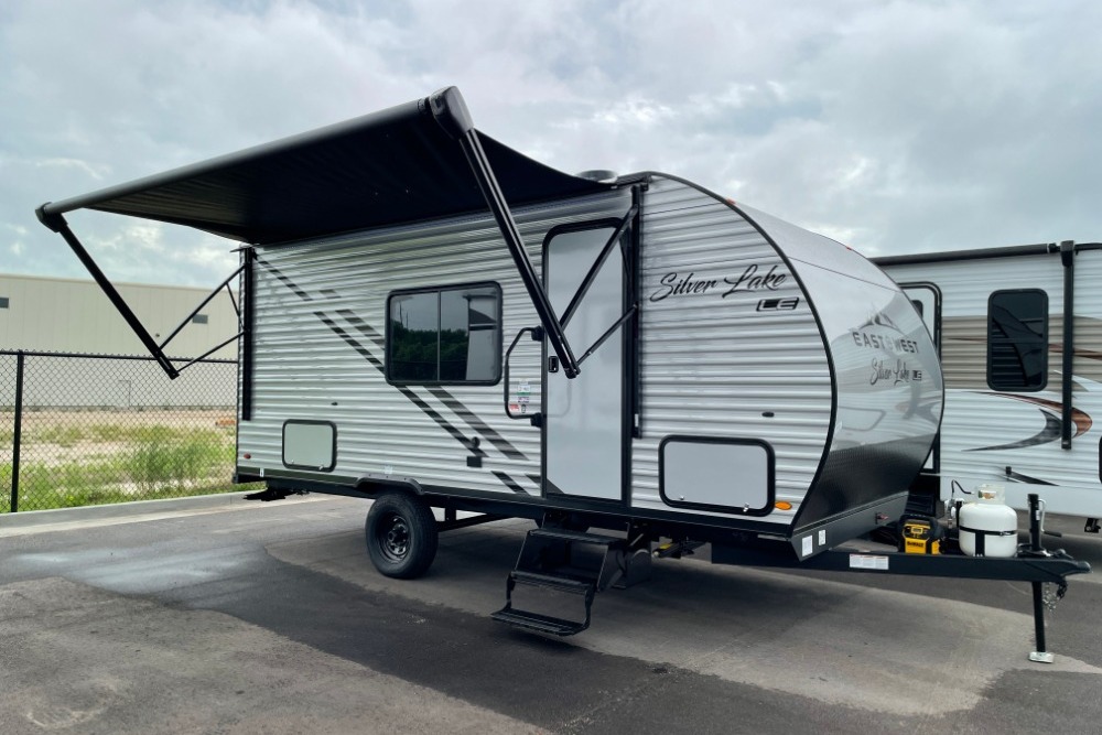 SILVER LAKE LE 17BHLE Travel Trailer
