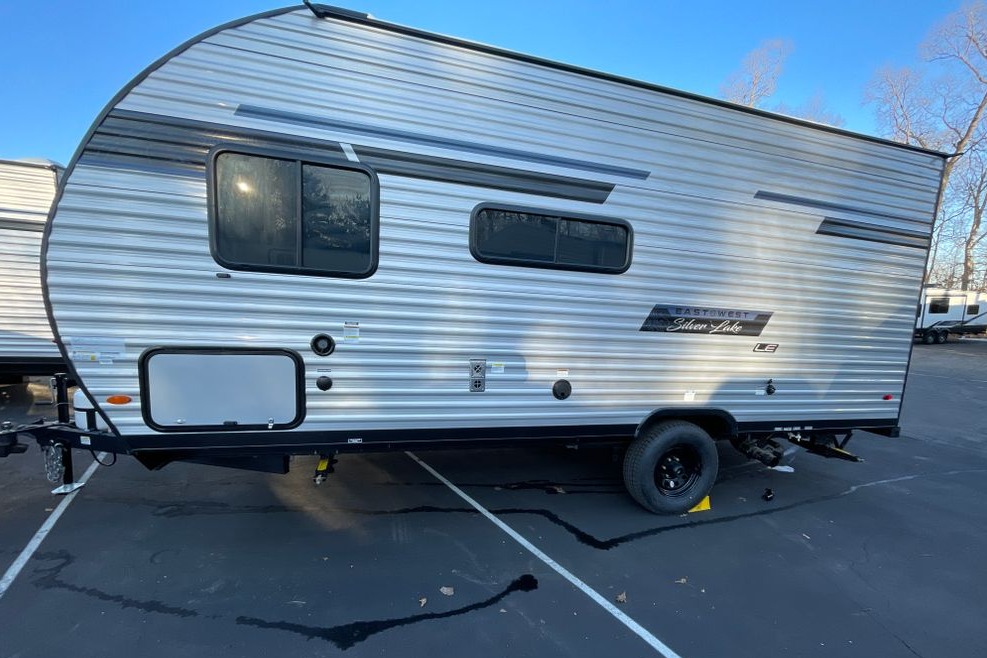 SILVER LAKE LE 17BHLE Travel Trailer