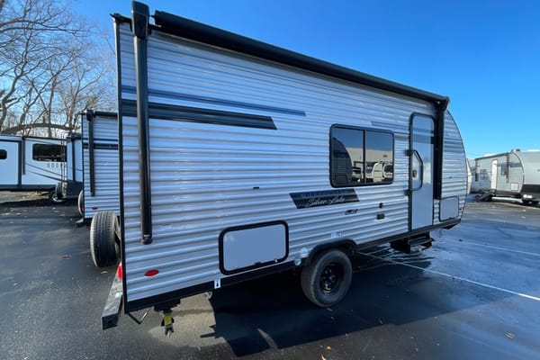 SILVER LAKE LE 17BHLE Travel Trailer