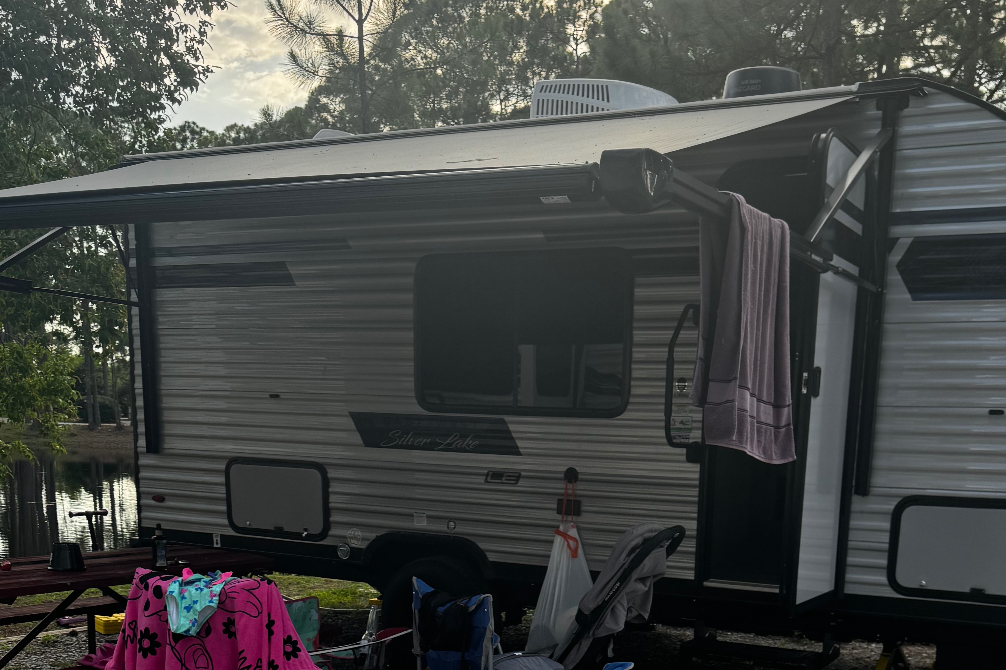 SILVER LAKE LE 17BHLE Travel Trailer