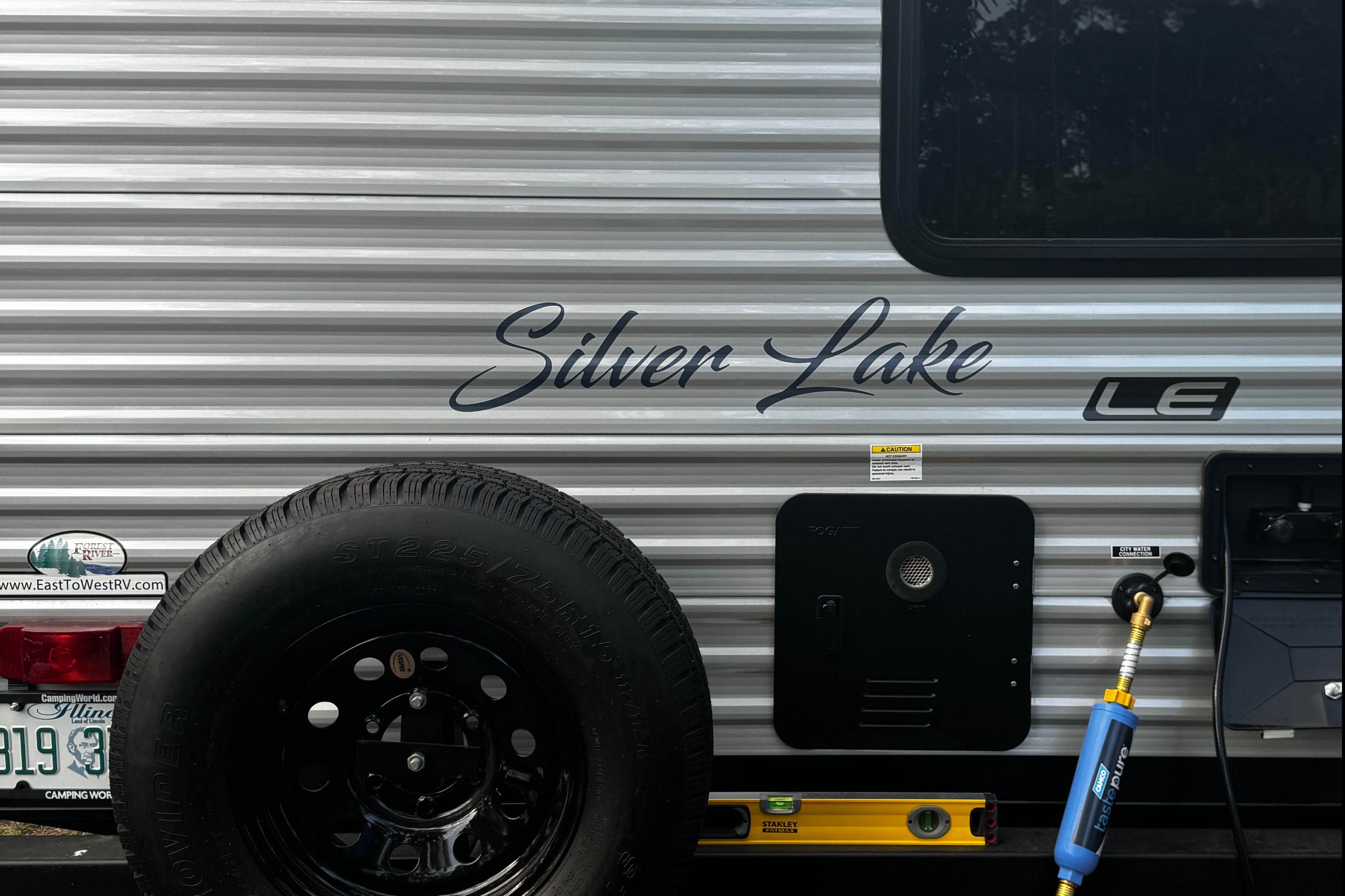 SILVER LAKE LE 17BHLE Travel Trailer