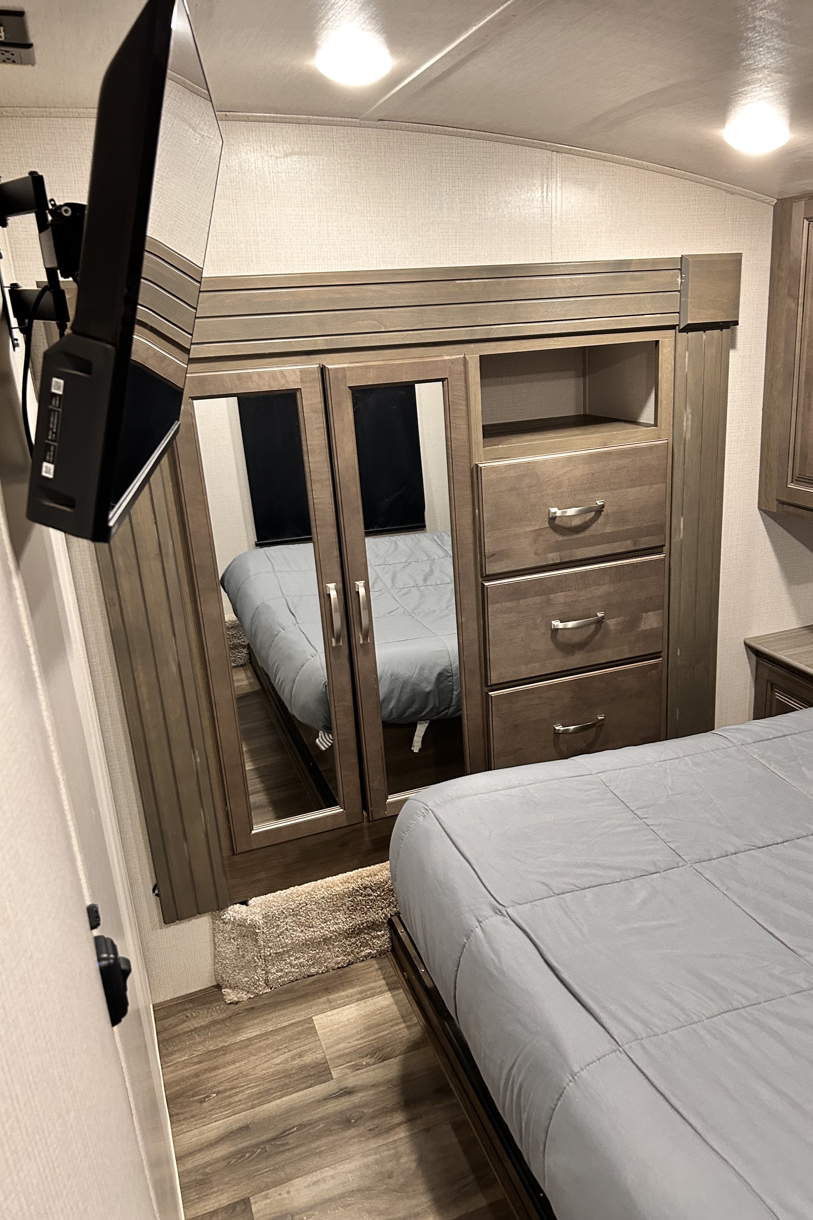 Spacious Keystone 5th Wheel