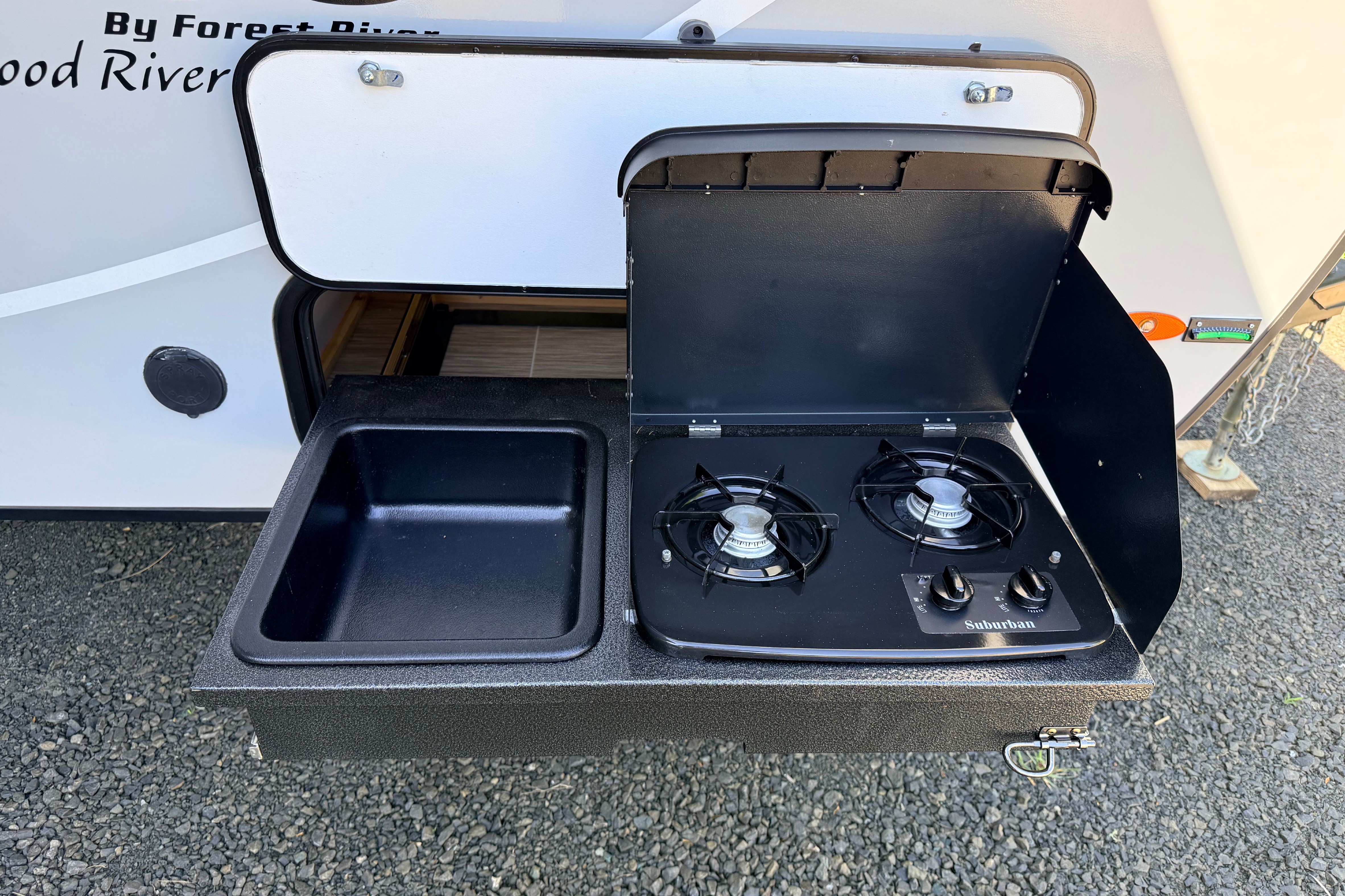 Compact, Cozy & Adventure-Ready!