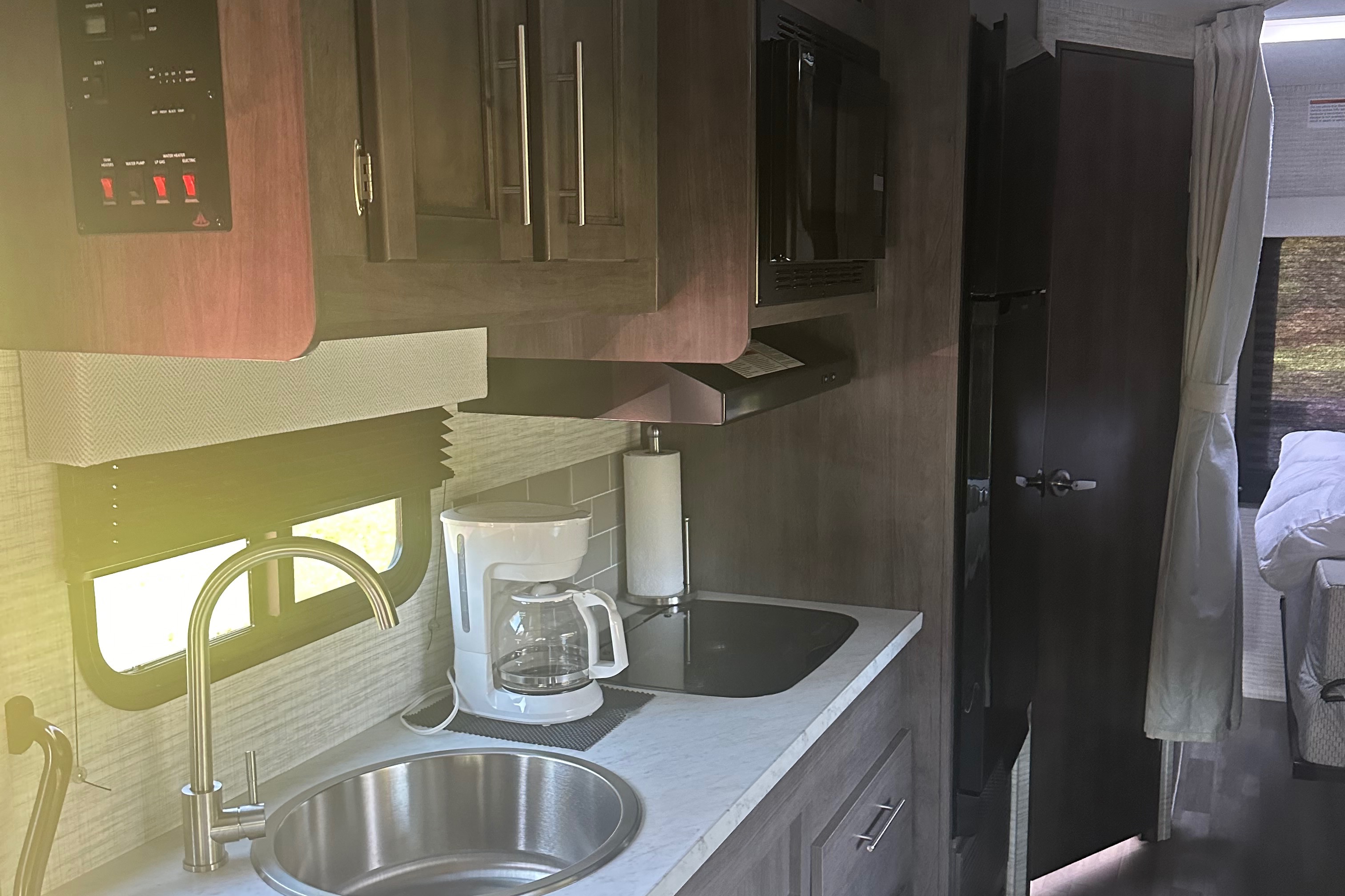 NEW Jayco RedHawk SE 22CF Class C