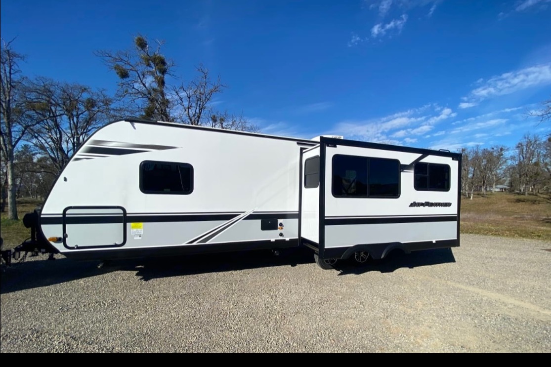 2021 Jayco Jay Feather Kid Approved Camper