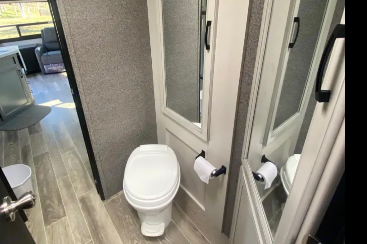 2021 Jayco Jay Feather Kid Approved Camper