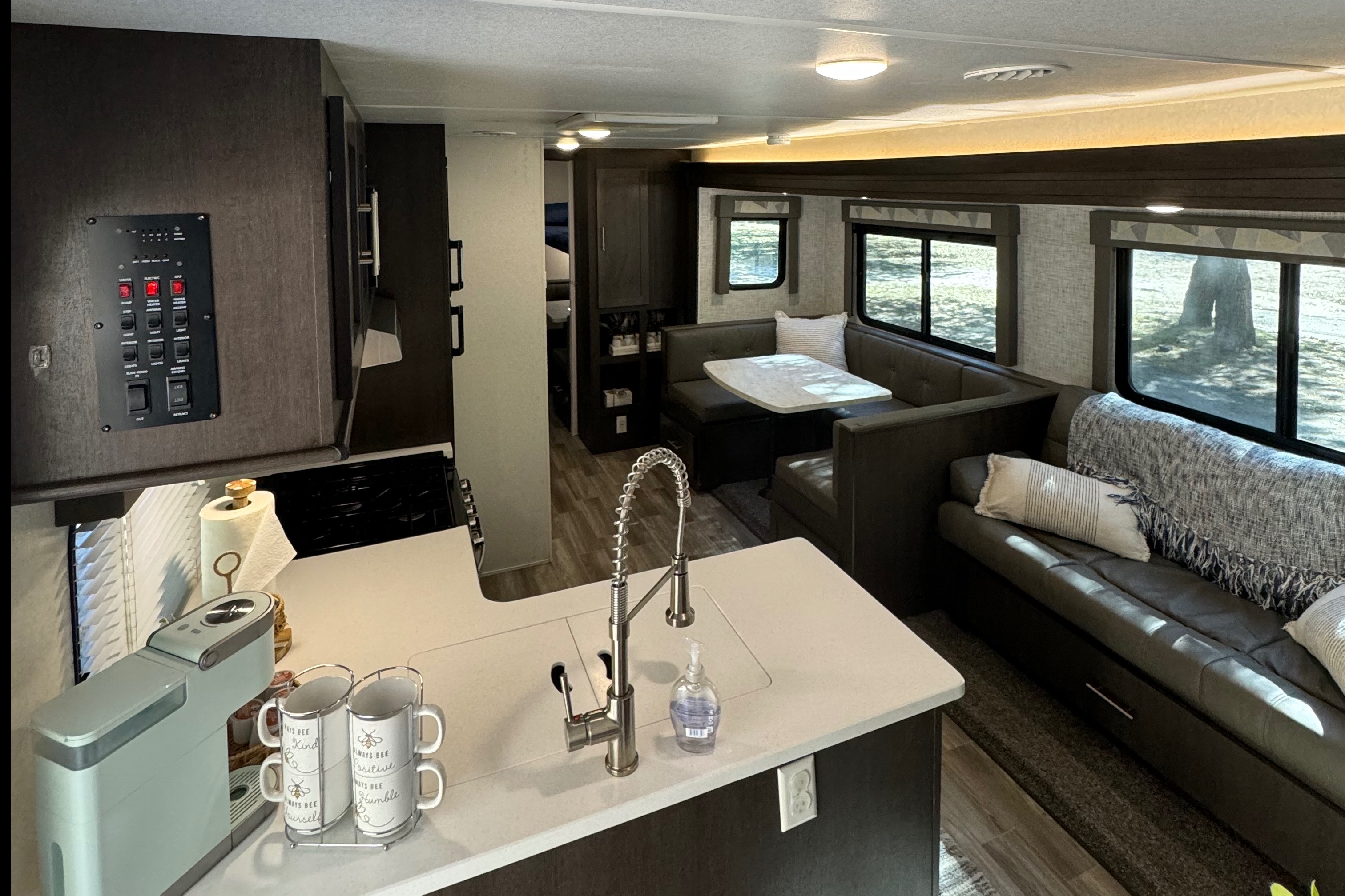 Your next getaway! Forest River Wildwood 30 footer with slideout!