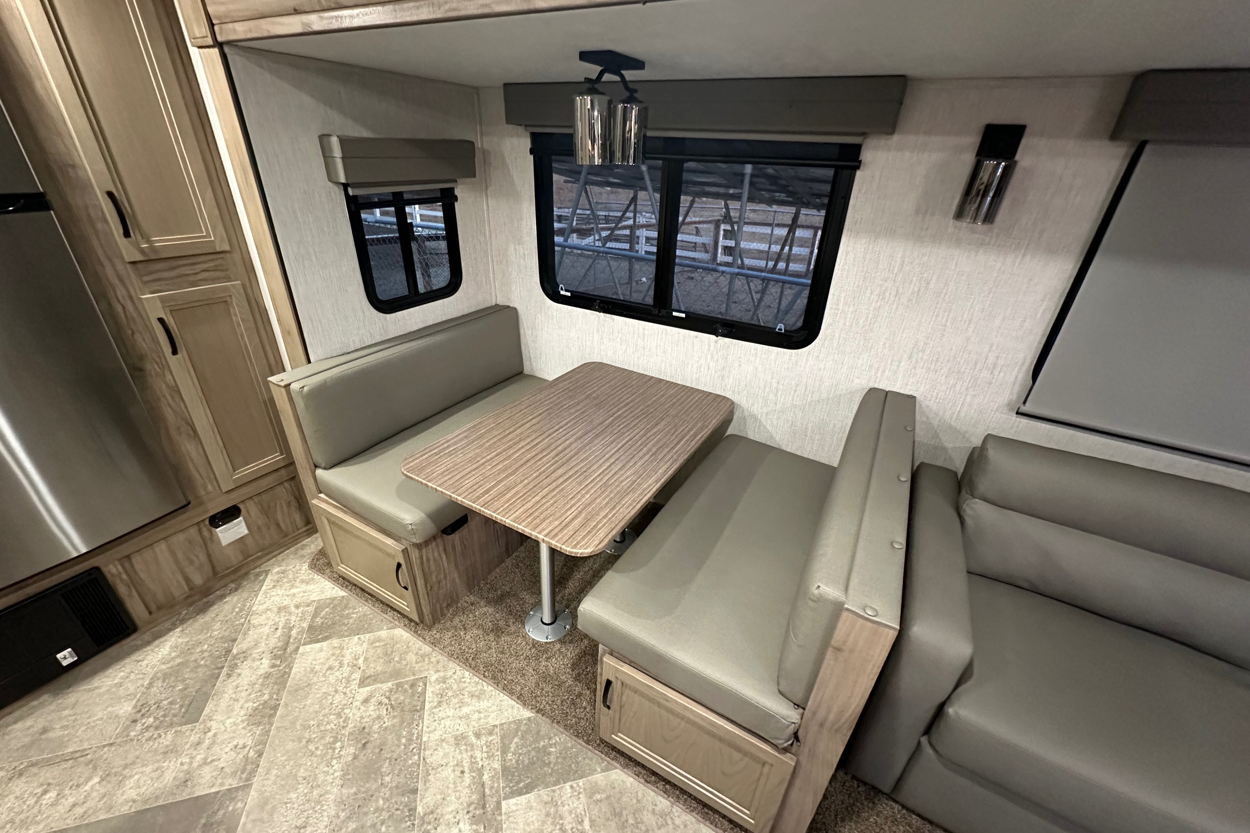Sleeps 6 - New 2022 Travel Trailer Palomino