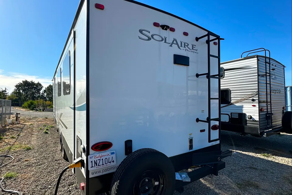 Sleeps 6 - New 2022 Travel Trailer Palomino