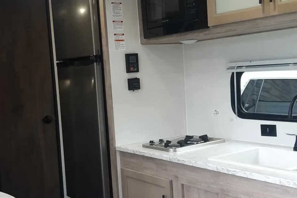 Gulf Stream Grand river 22 foot Travel Trailer
